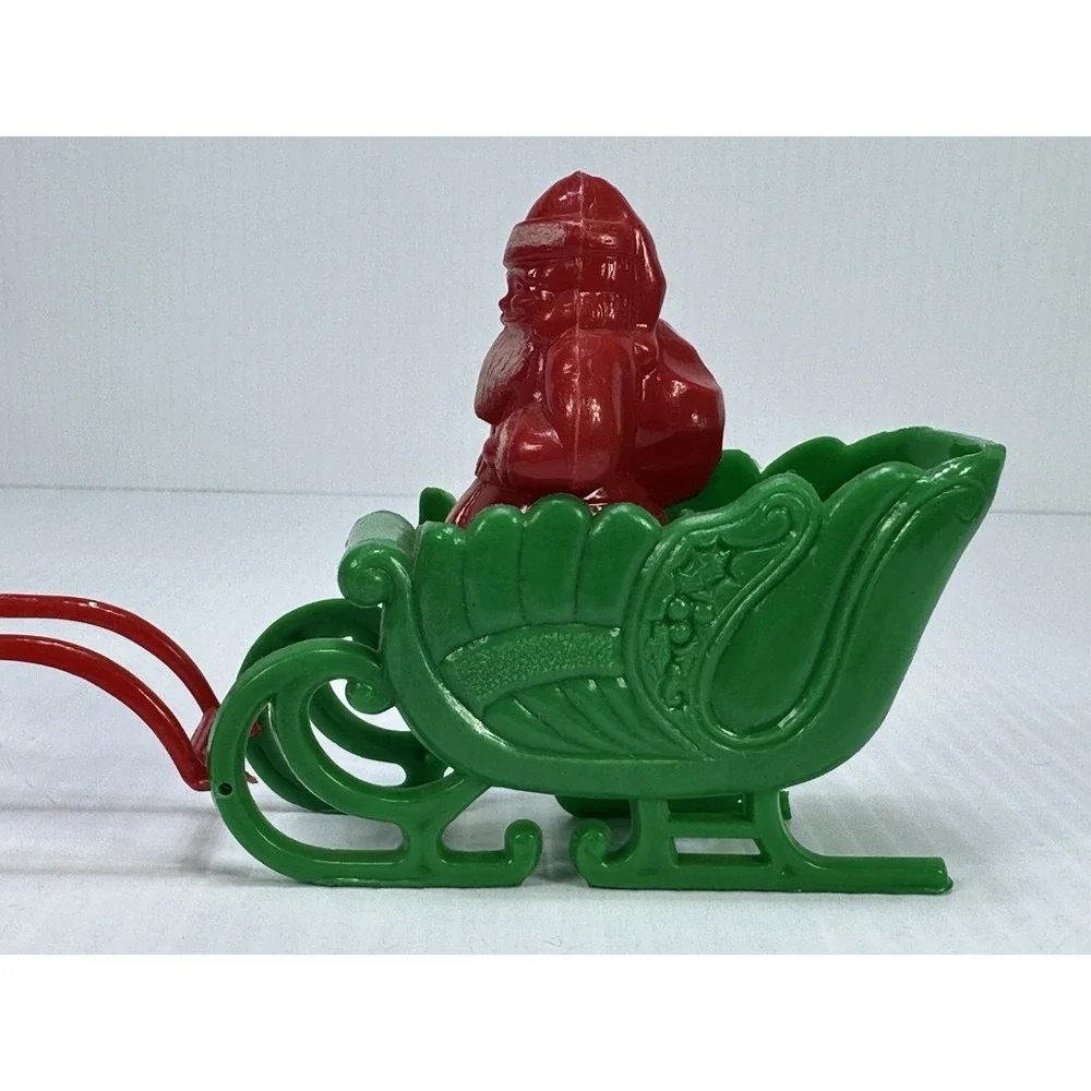 Vintage Christmas Santa Cart Hard Plastic Candy Container
